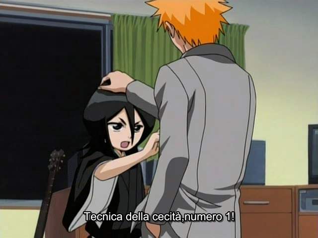 Otaku Gallery  / Anime e Manga / Bleach / Screen Shots / Episodi / 001 - Il giorno in cui divenni uno Shinigami / 082.jpg